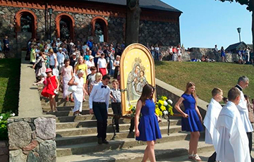 В Браславе отметили праздник Матери Божьей Королевы Озер