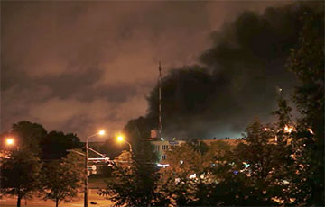 Ночью в Минске случился серьезный пожар