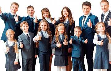 Школьную форму в Беларуси будут маркировать специальными ярлыками