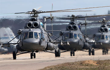 Россия направила в Беларусь шесть вертолетов Ми-8 и батарею «Тор-М2»