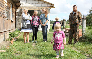 Как в Беларуси строят дома для многодетных и для чиновников