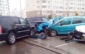 В Минске пьяный россиянин на «Кадиллаке» протаранил семь машин