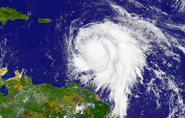 NASA показало, как рождались самые мощные ураганы