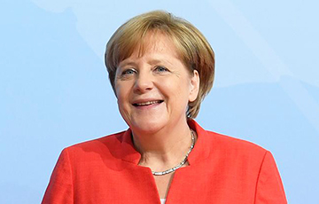 Победу партии Меркель подтвердили официально