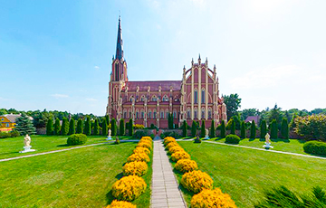 Готические храмы Беларуси, которые поражают своей красотой