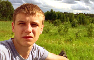 Друзья погибшего в Печах солдата: Это не суицид, ему точно помогли