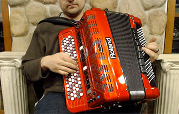 Talochyn Ideologists Buy Electronic Accordion For 4,5 Thousand Dollars