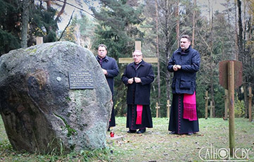 Metropolitan Tadeusz Kondrusiewicz Prayed For Killed In Kurapaty And Trastsinets