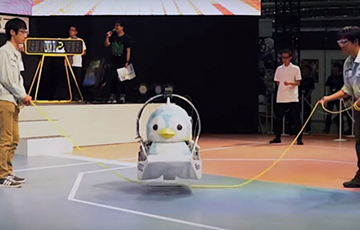 Робот-пингвин попал в Книгу рекордов Гиннеса