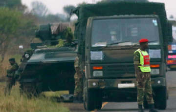 Главнокомандующий армией Зимбабве предъявил Мугабе ультиматум