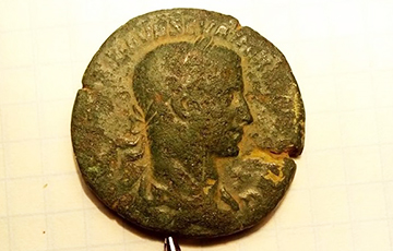 В Налибоках нашли монету Римской империи