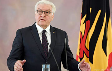 Президент Германии: Не толкайте Украину за стол переговоров