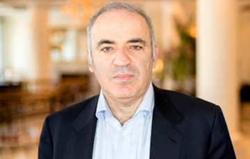 Garry Kasparov Says War In Ukraine Could Be Ended In Two Weeks