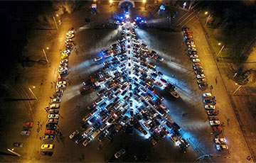 Видеофакт: В Запорожье создали рекордную елку из автомобилей