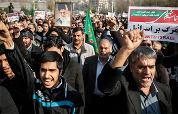 Почему Иран восстал против аятоллы Хаменеи