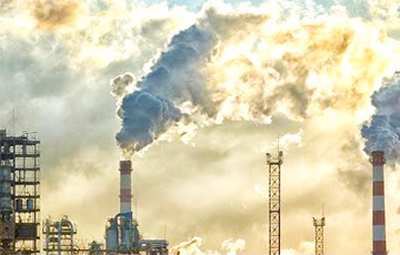 Лепесевич: Минприроды хитрит про количество выбросов свинца и серной кислоты аккумуляторным заводом