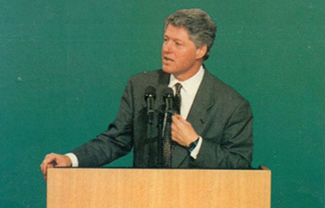 US President Bill Clinton Visited Minsk 24 Years Ago