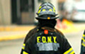 Відэафакт: У ЗША пажарны злавіў скінутую з трэцяга паверха дзяўчынку