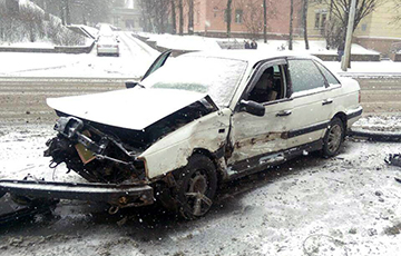 Из-за непогоды в Минске произошла крупная авария