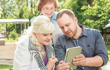 Помогите родителям читать «Хартию'97»