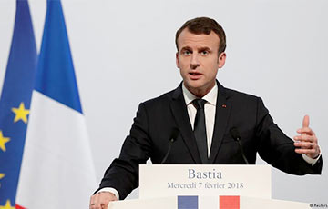Эмануэль Макрон: Францыя можа пачаць вайсковую аперацыю ў Сірыі