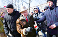 Герой дня: 90-летний минчанин был задержан на 100-летии БНР