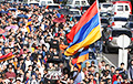 Дэмакратычны трыумф Арменіі
