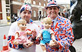 Фотофакт: Как Британия ждет рождения третьего королевского наследника