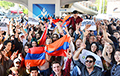 «Мы хотим хорошо жить»: почему Армения выбрала перемены