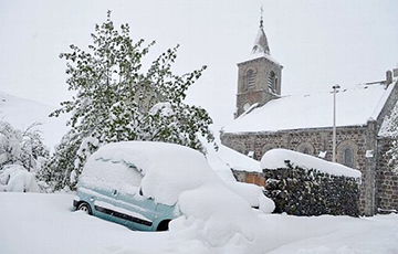 Фотофакт: Юг Франции накрыл сильный снегопад
