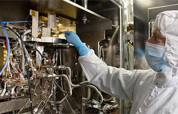 НАСА отправит на Марс крошечную химическую лабораторию для поисков жизни
