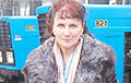 «Лучшей женщине-трактористке» вернули именной трактор от Лукашенко