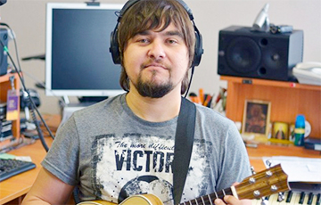 Как брестчанин учит интернет-пользователей игре на гавайской гитаре