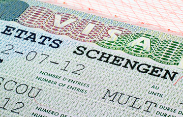 Белорусы смогут подавать заявления на шенгенские визы онлайн