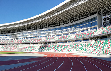 Фотофакт: Трибуны стадиона «Динамо» не выдержали масштабного открытия?