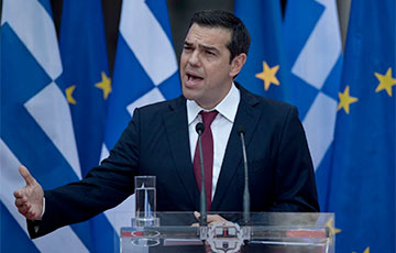Премьер-министр Греции впервые надел галстук