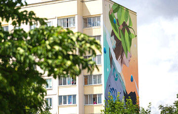 Фотафакт: У Менску з'явіўся новы мурал памерам з дзевяціпавярховы дом
