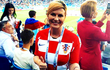 Фотофакт: Президент Хорватии прилетела на победную игру чартерным рейсом