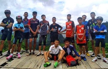 Как будут спасать тайских подростков в затопленной пещере?