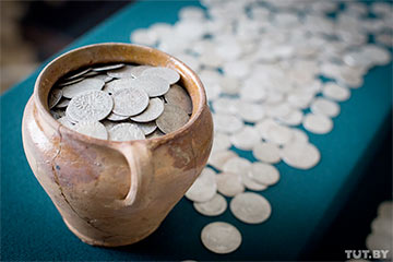 В Гродно открыли уникальную выставку кладов