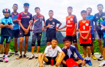 Тайский тренер спас детей в пещере благодаря учебе в монастыре
