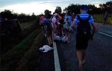 Bus With Belarusian Children Overturned In Romania