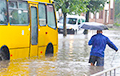 Потоп в Бресте: в сети появились новые кадры