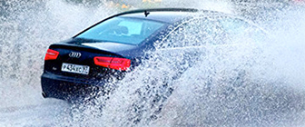 Советы водителям: как ехать во время потопа и что делать, если машина побывала в воде