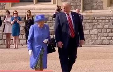 Трамп смутил королеву Елизавету II