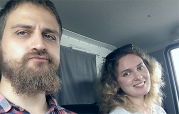 Belsat Journalists Detained Near Scandalous Restaurant In Kurapaty