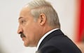 Лукашенко: Люди пытаются бросить камень в огород моих решений