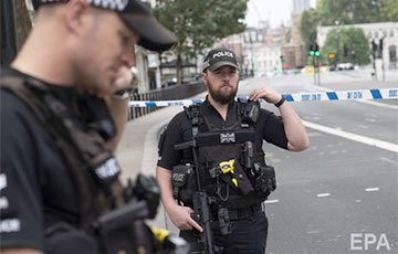 В Лондоне задержали водителя, наехавшего на прохожих у здания парламента