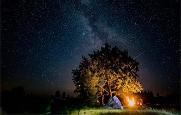 Бобруйский фотограф сделал сказочно красивые снимки звездопада