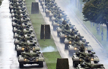 100 танков и белорусские ракеты перед Путиным